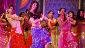 Бойцов «Исламского государства» унижают болливудской музыкой