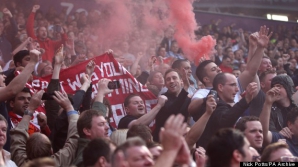 Английские болельщики устроили беспорядки после вылета сборной с Евро-2016 (ВИДЕО)