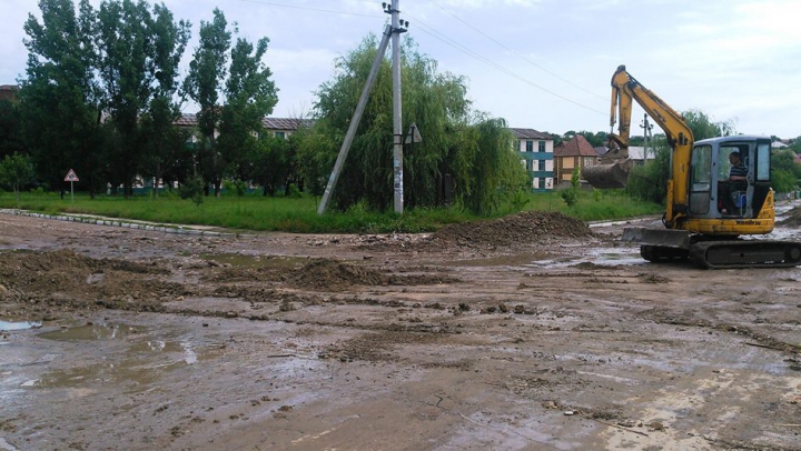 Как после бомбежки: Кожушна сильно пострадала от ночного ливня (ФОТО)