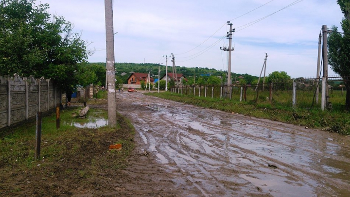 Как после бомбежки: Кожушна сильно пострадала от ночного ливня (ФОТО)