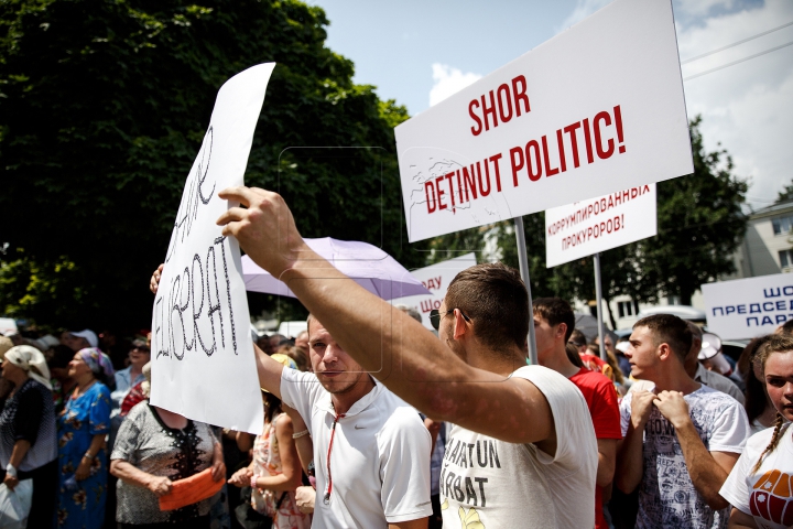 В столице устроили протест с требованием освободить Илана Шора (ФОТО, ВИДЕО)