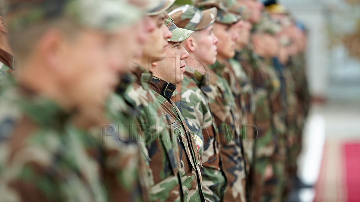 Десятки выпускников лицеев подали документы на зачисление в Военную академию вооруженных сил