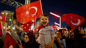 Неделя после попытки госпереворота в Турции: страсти в Стамбуле и Анкаре не утихают