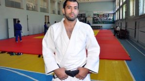 Валерий Думиникэ прослезился после того, как уступил сопернику из Италии на Олимпиаде