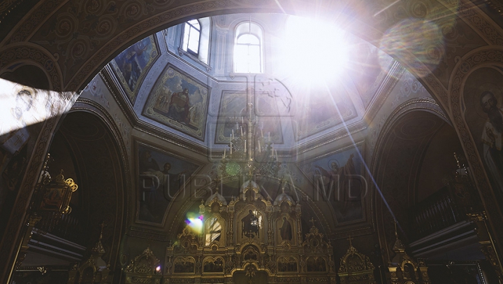 Сильный запах грязных носков помог поймать воров в храме села Хаджимус 