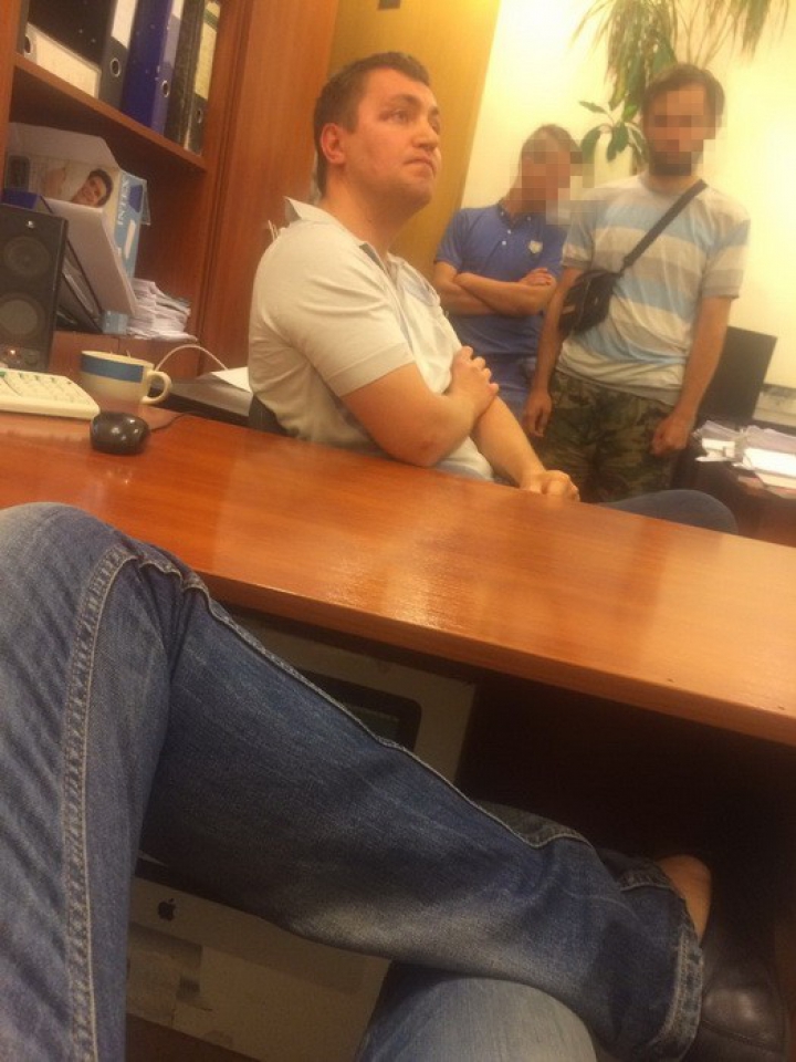 Момент задержания Вячеслава Платона в Киеве (ФОТО, ВИДЕО)