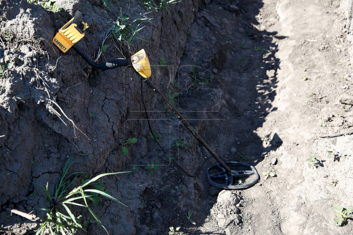 Житель Яловенского района нашел руины средневекового поселения (ФОТОРЕПОРТАЖ)