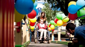 Фонд "Эдельвейс" построил в столице первую площадку для детей с особыми потребностями