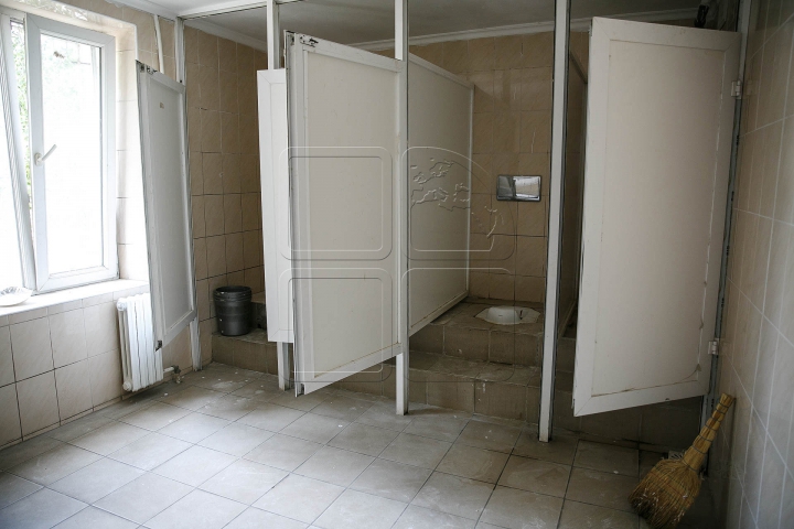 Первокурсники разочарованы общежитиями столичных вузов (ФОТОРЕПОРТАЖ)