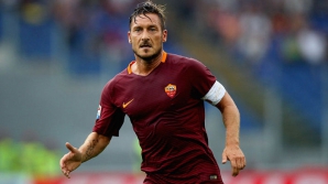 Месси и Пирло поздравили Франческо Тотти с юбилеем