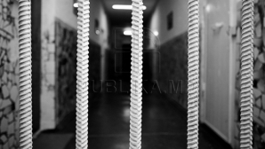 Дежурный надзиратель Бранештской тюрьмы предотвратил побег двух заключенных