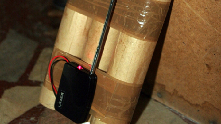 Рядом с одним из мостов в Дрездене обнаружен муляж взрывного устройства