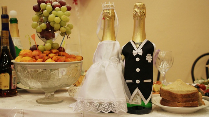 Курс валют на 10 мая: евро - 15,44, доллар - 11,85 леев