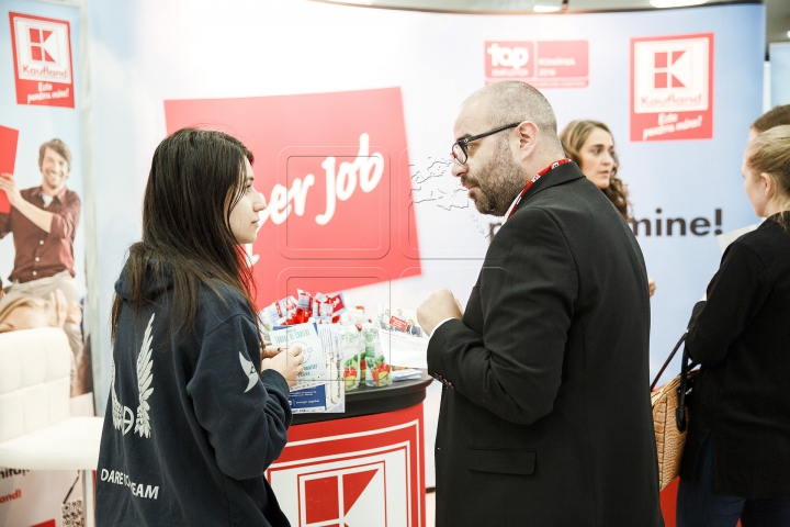 В столице открылась десятая Ярмарка вакансий (ФОТОРЕПОРТАЖ) 