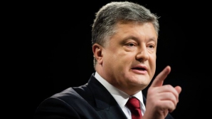 "Вова, выходи": Порошенко прибыл в "Олимпийский" на дебаты