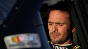 Победителем этапа гонок НАСКАР в Вирджинии стал Джимми Джонсон