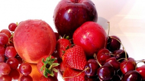 Итальянские ученые говорят, что красные плоды выглядят аппетитнее, чем зеленые