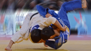 Министр молодежи и спорта Виктор Зубку принял дзюдоиста Дениса Виеру