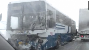 В Кузбассе столкнулись две иномарки и автобус, есть погибшие