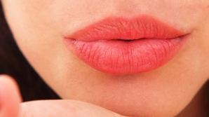 Британские ученые изобрели гаджет передающий поцелуй по смартфону