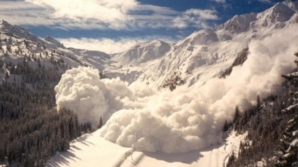 В итальянском отеле, на который сошла лавина, обнаружены шестеро выживших