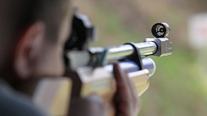 Пьяный мужчина устроил стрельбу из окна многоэтажки на Телецентре