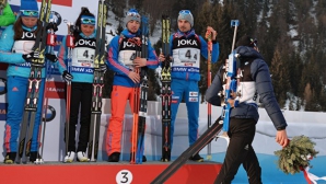 Французский биатлонист демонстративно покинул церемонию награждения из-за россиян