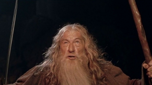 Парень, гениально исполнивший фразу Гендальфа в супермаркете, покоряет Сеть