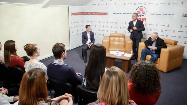 Председатель партии ДПМ Влад Плахотнюк рассказал, что делает молодежь сильнее