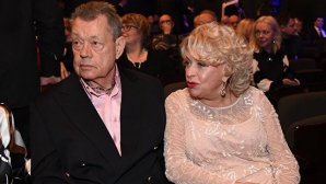 Жена Караченцова удивилась сообщению о возбуждении на неё уголовного дела