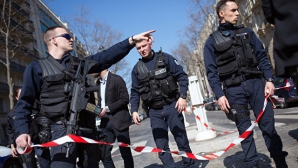 СМИ: на аэропорт Орли и полицейских в Париже напал один и тот же человек 