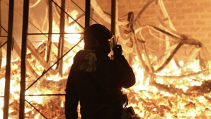 Появились новые кадры с места пожара на складе боеприпасов в Харьковской области