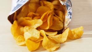 Мужчина откусил жене кусок лица за то, что та покусилась на его чипсы