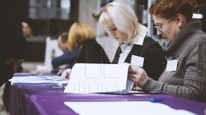 В поддержку перехода к прямым выборам депутатов собрано более 530 тысяч подписей