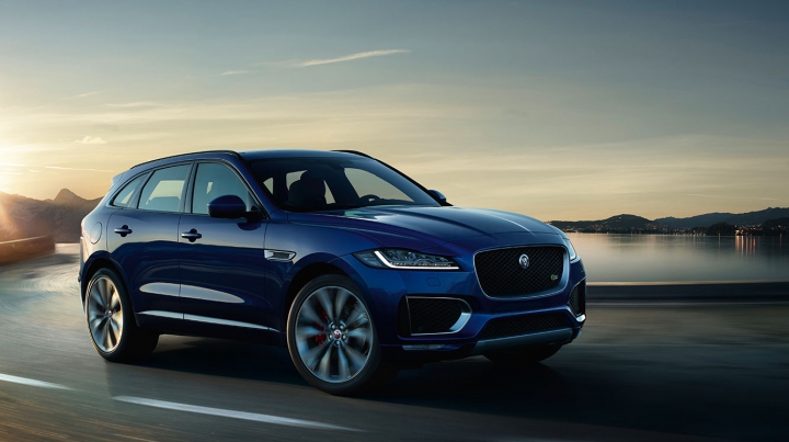 Jaguar F-PACE одержал победу на World Car Awards 2017