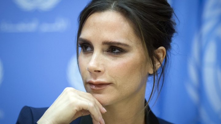 Принц Уильям вручил Виктории Бекхэм орден Британской империи