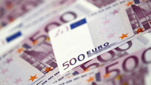 Трое граждан, промышлявших сбытом фальшивых евро, осуждены более чем на пять лет каждый