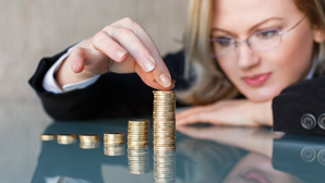 Ставки по леевым кредитам за год снизились на 5,04 процентного пункта