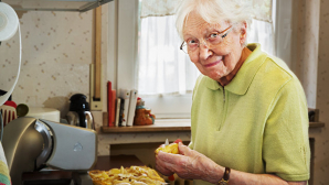 Бубушек обвинили в обилии, страдающих ожирением детей