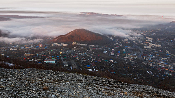 Три вулкана на Камчатке выбросили столбы пепла