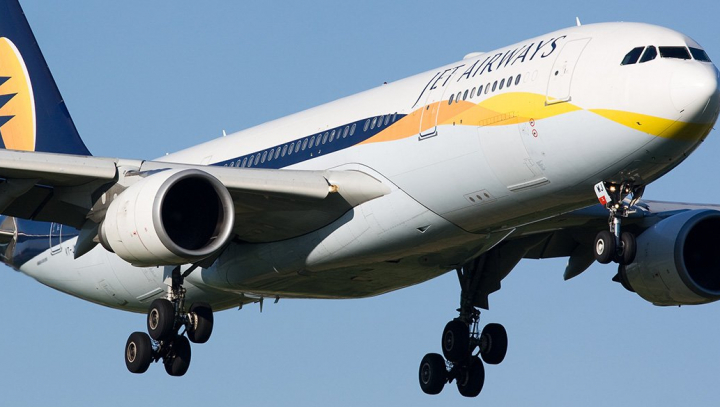 Jet Airways подарила пожизненный "проездной" ребёнку, родившемуся в самолёте