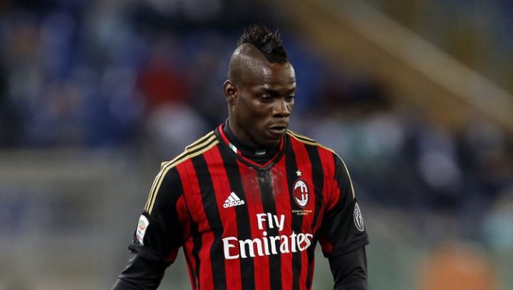 Манчини зовет в "Зенит" Балотелли