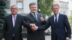 Порошенко: Ни одна страна не платила такую высокую цену за сближение с Евросоюзом