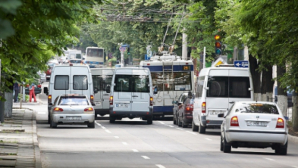 Стали известны подробности массовой драки в троллейбусе