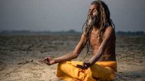 Впавшего в медитацию гуру "похоронили" в холодильнике