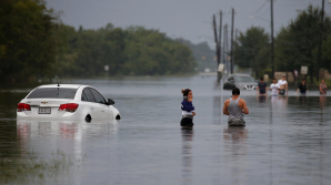 Ураган "Харви" теряет силу, но в Техасе и Луизиане продолжаются дожди
