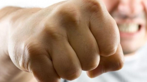 Полицейский из Унген получил шесть лет тюрьмы за издевательство над несовершеннолетним