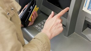 В Москве злоумышленники взорвали банкомат и похитили около 40 млн рублей