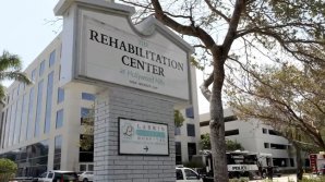 В США персонал дома престарелых уволили после гибели из-за жары 12 постояльцев