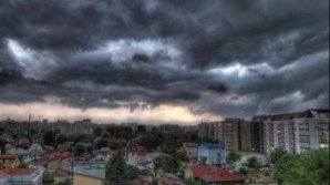 В пяти уездах Румынии объявили оранжевый код метеоопасности
